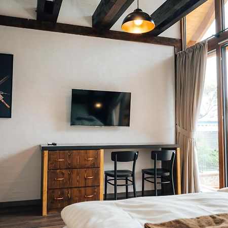 Nestville Apartments Hniezdne Ngoại thất bức ảnh